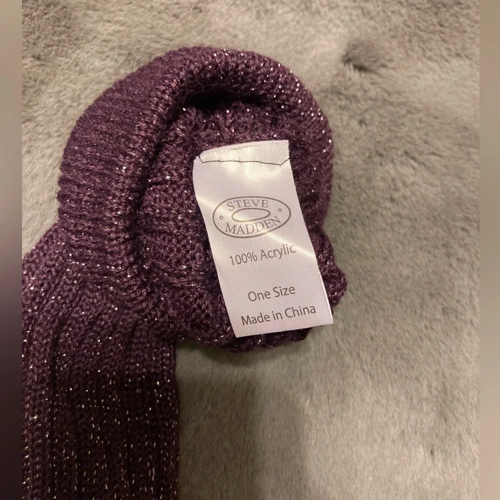 Steve Madden NWOT sparkly leg warmers 3/$15 - Picture 2 of 3